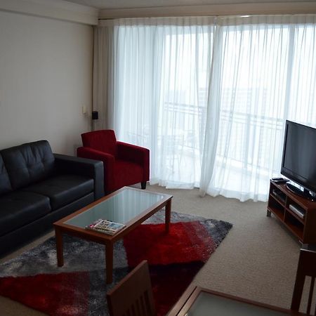 Great Escape At Chevron Renaissance Apartment Gold Coast Exterior photo