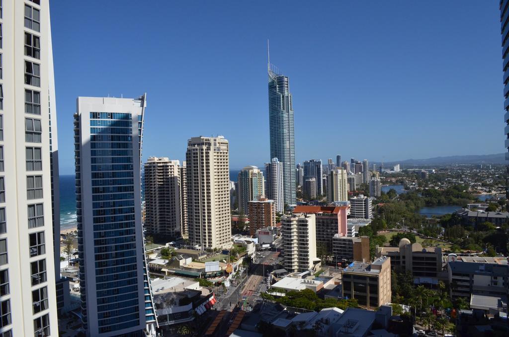 Great Escape At Chevron Renaissance Apartment Gold Coast Exterior photo